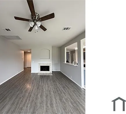 4 bed, 1451 sqft, $2,300 — Photo 2