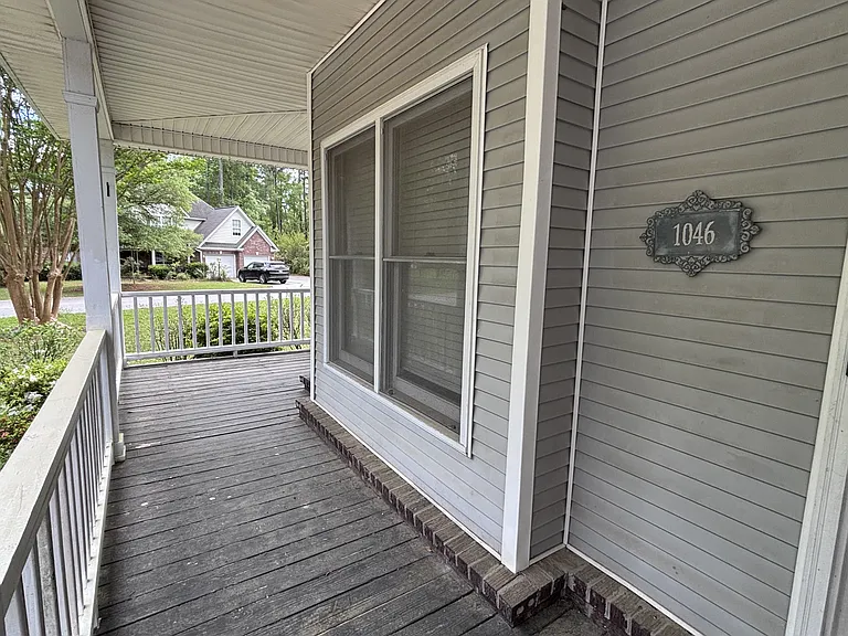 1046 Trotters Blvd — Photo 2