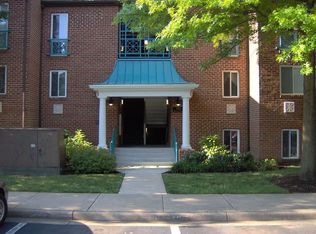 11811 Breton Ct APT 1A, Reston, VA 20191
