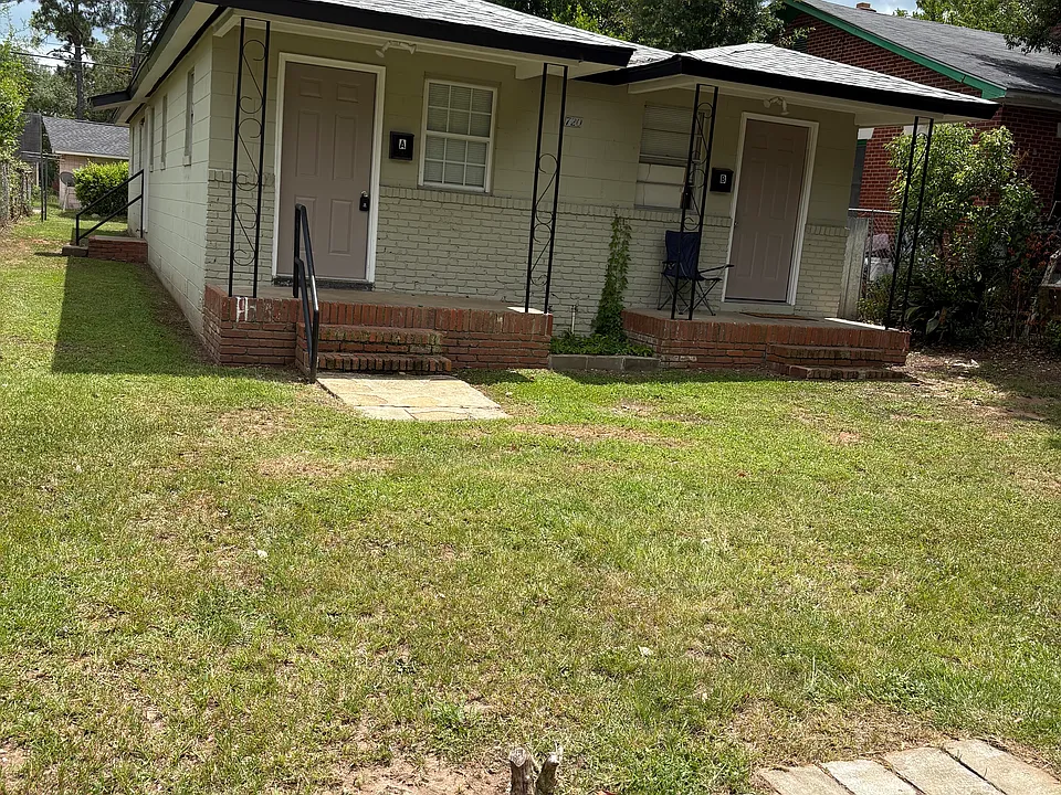 Cotton Ave