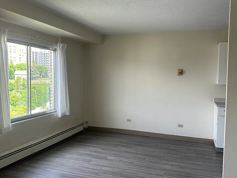 9747 104th St NW — Photo 9