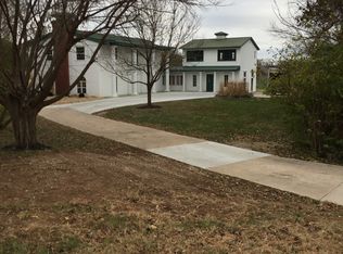 3376 E Hoke Dr, Springfield, MO 65804