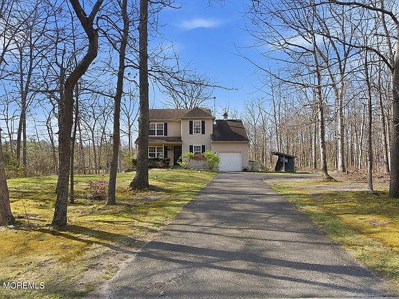 2nd image of 215 Bennetts Mills Road