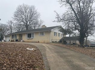 17112 Poppy Dr, Marble Hill, MO 63764