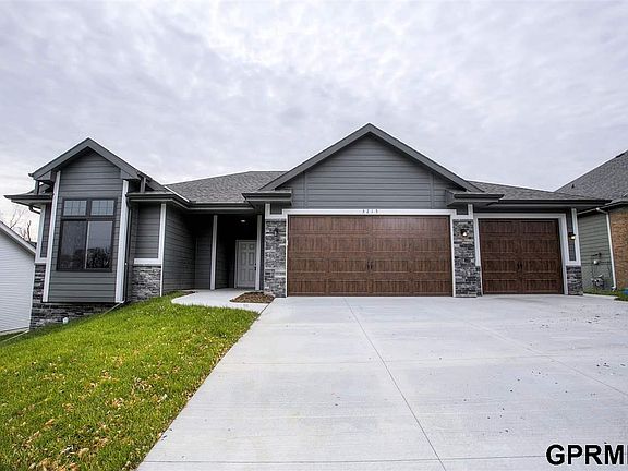 3rd image of 3215 Davy Jones Dr