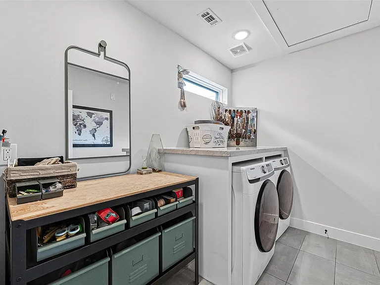 209 Woodard St — Photo 26