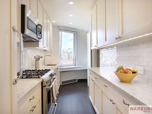 5th image of 1150 Park Ave #15-D