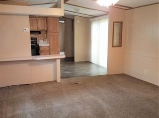 8506 N Dundee Rd, Peoria, IL 61615