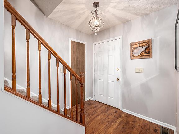 5th image of 6379 Buckeye Path Dr N