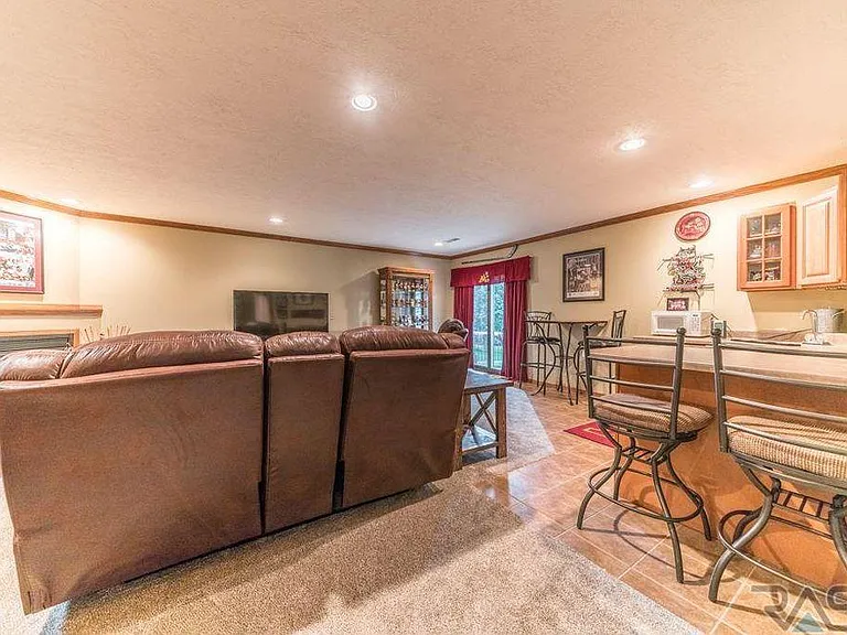 117 N Dewberry Ave — Photo 18