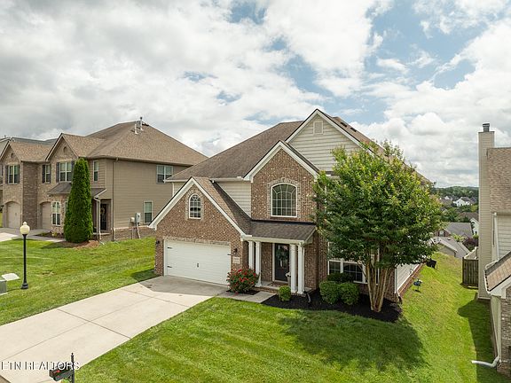 2nd image of 3450 Orange Blossom Ln