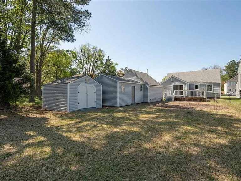 4865 Hampshire Ave — Photo 3