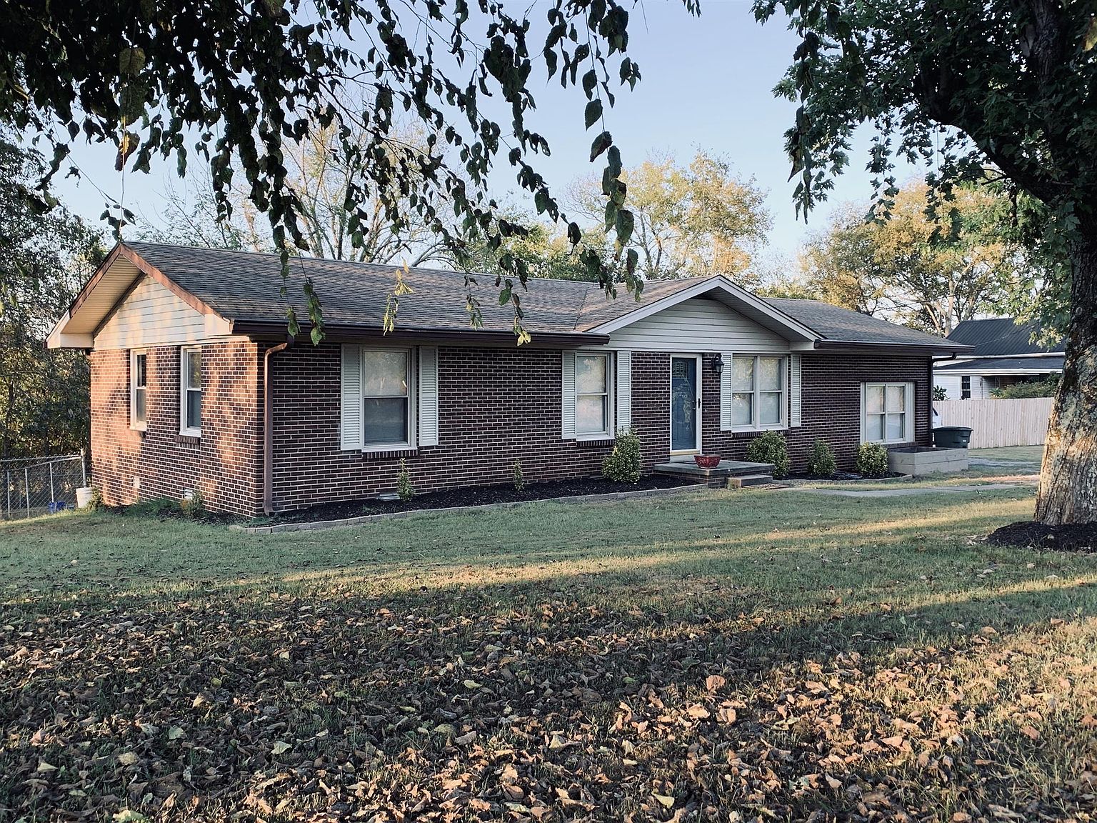 82 New Middleton Hwy, Gordonsville, TN 38563 Zillow