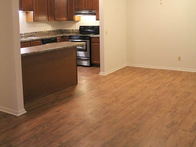 MOVE IN SPECIAL $600 Off your Move-in cost! Call the office for more details — Photo 22
