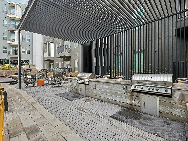 72-web-or-mls-N Lamar Blvd-920
