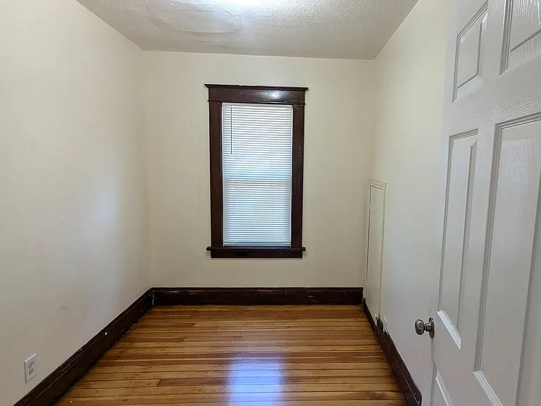1784 Hoyt St — Photo 10