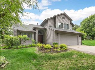 13 S View Dr NE, Iowa City, IA 52240