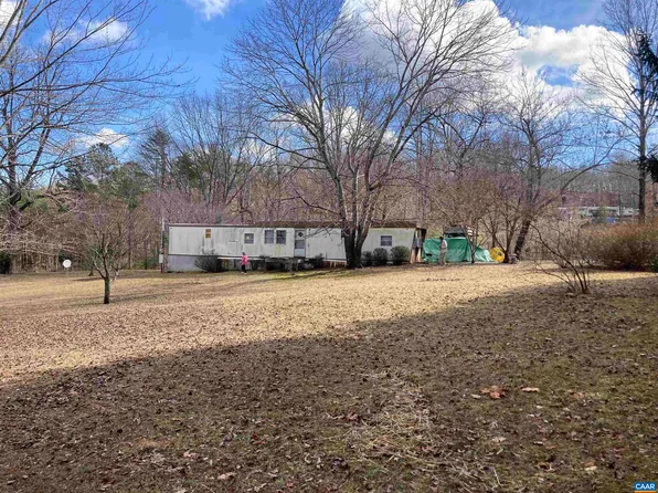 3884 Roosevelt Dr, North Garden, VA 22959
