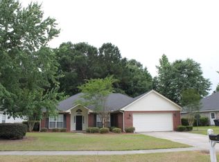 212 Meadowlark Cir, Savannah, GA 31419