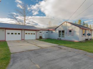 6465 N Geneva Rd, Coleman, MI 48618