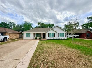 3209 Bonham Dr, Bryan, TX 77803