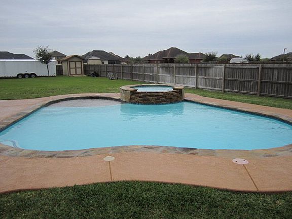 2nd image of 17603 Campana Ln E