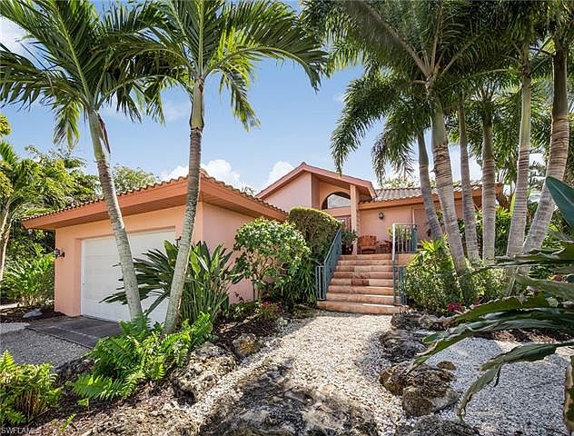 1st image of 735 Sand Dollar Dr