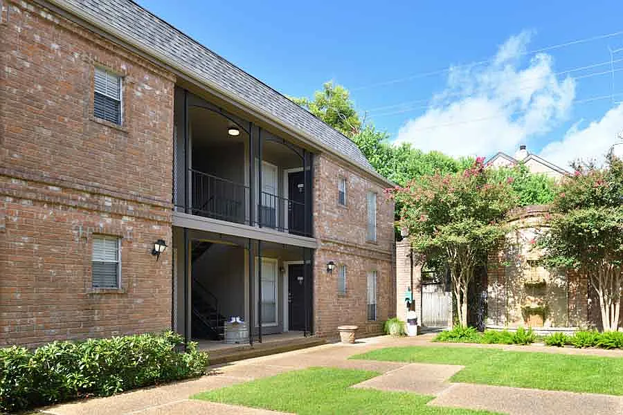 1 bed, 907 sqft, $1,171 — Photo 2
