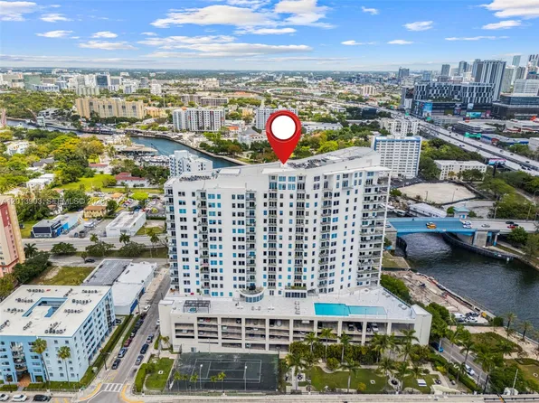 10 SW South River Dr APT 1506, Miami, FL 33130