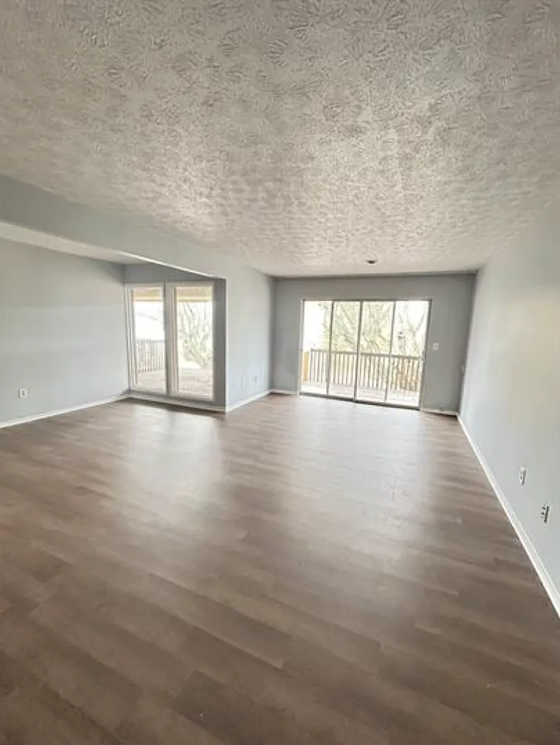 2414 King Avenue - 3 — Photo 3