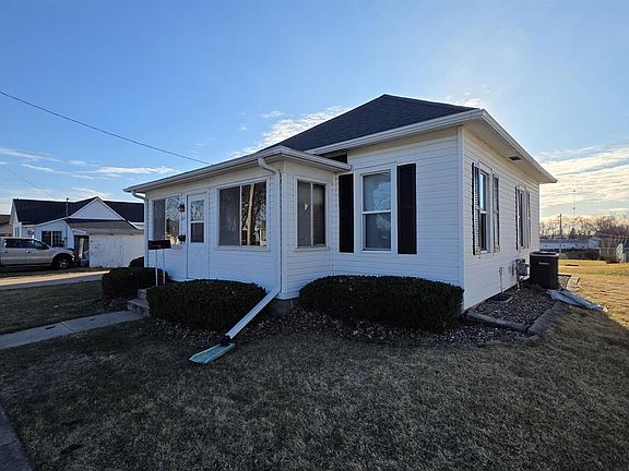 3rd image of 631 South Tyler Street