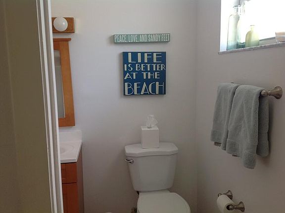 2nd image of 798 Crandon Blvd APT 35-C