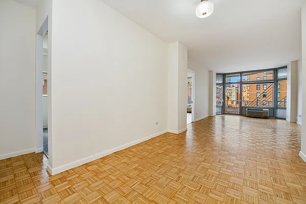 Rented by Corcoran | media 25
