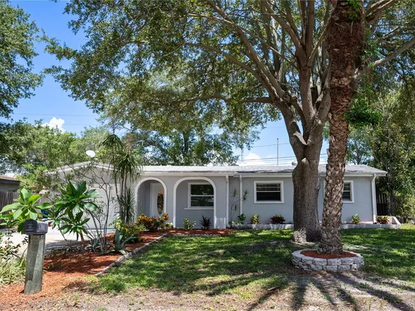 201 36th St SE, Largo, FL 33771