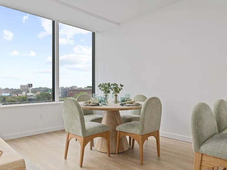 Soundview Apartments — Photo 18
