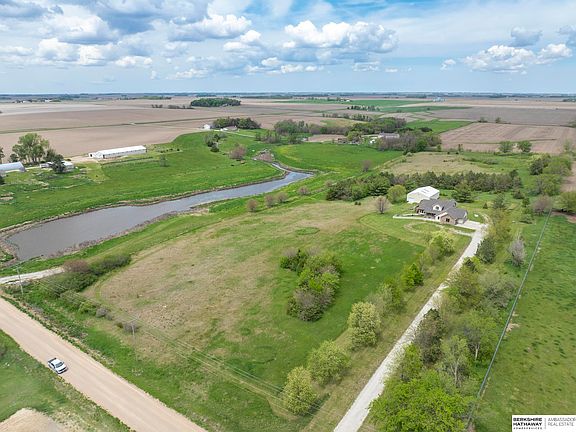 3rd image of 1952 County Road Q