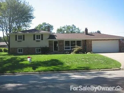 105 Greenwood Ave photo 1