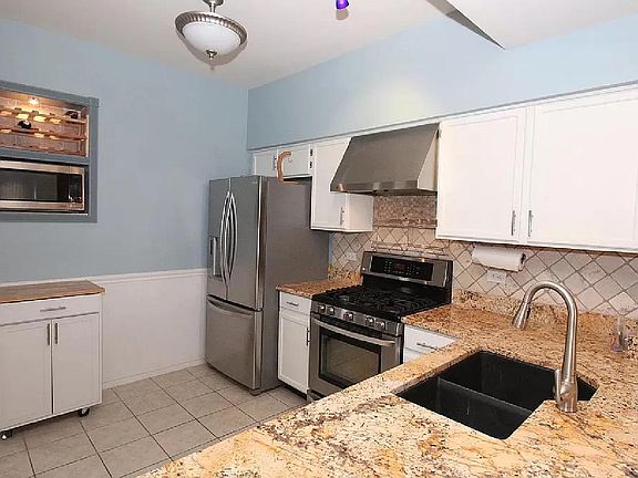 3rd image of 4508 W Brownstone Way
