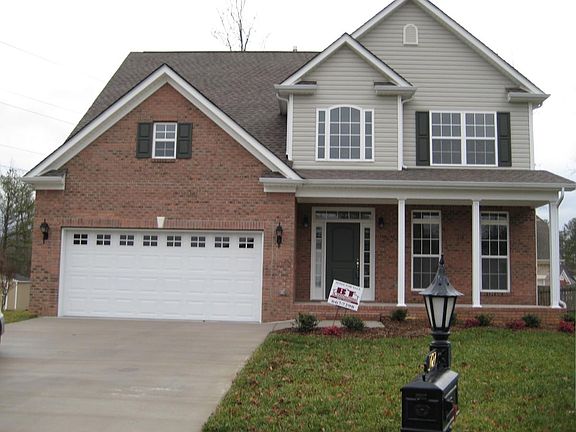2nd image of 1727 Sterling Oaks Ln