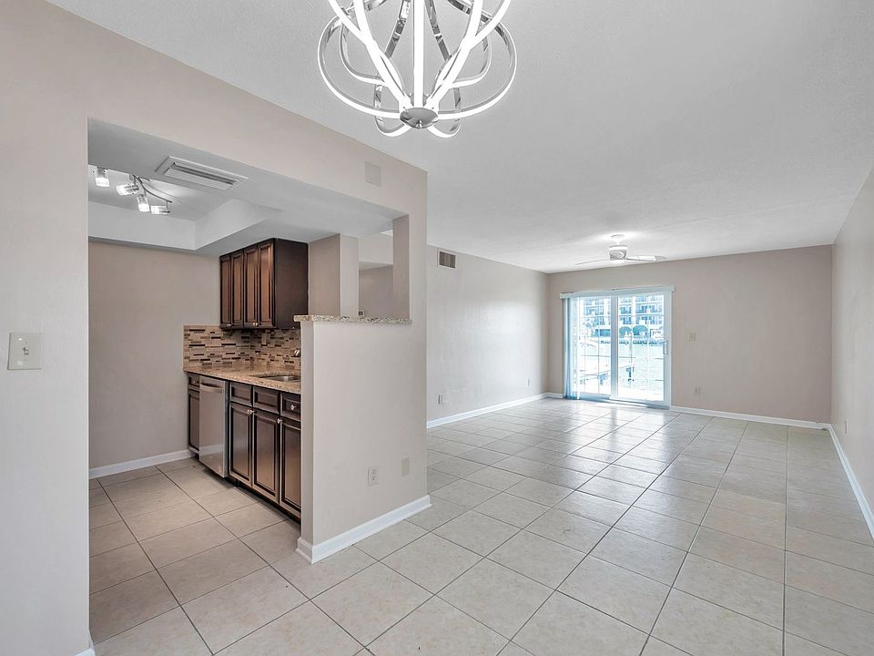 223 Dolphin Point LLC Apartment Rentals Clearwater Beach, FL Zillow