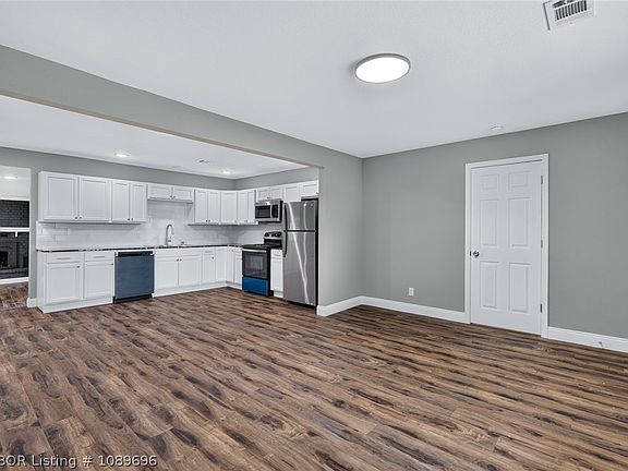 5th image of 4716 S 34th St
