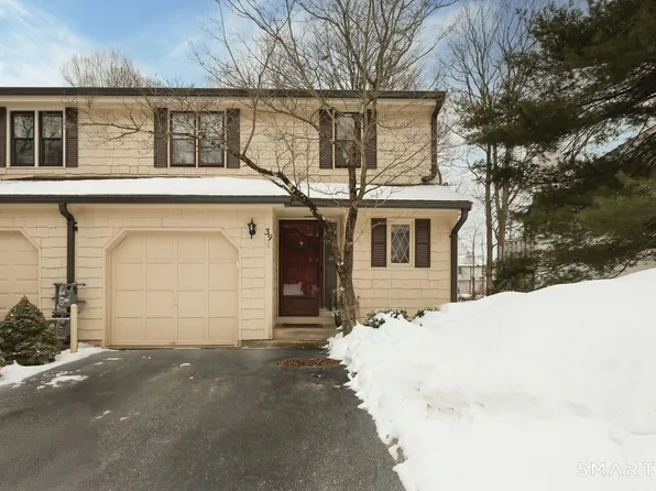 39 Schoolhouse Crossing, Wethersfield, CT 06109