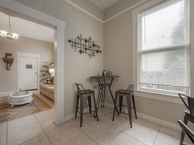 306 W Park Ave #B — Photo 15