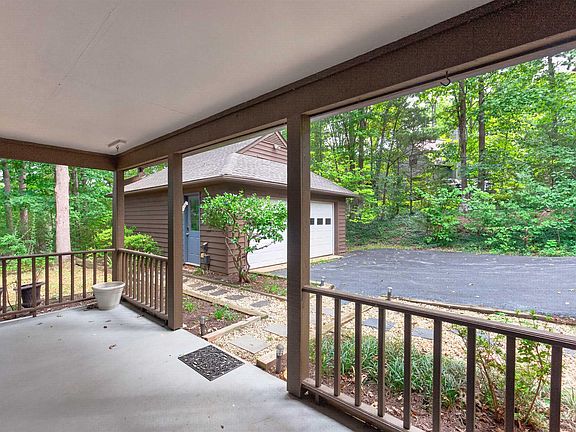 3rd image of 1479 Gray Stone Ct