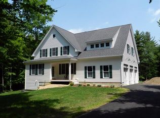 28 Idyllwood Dr, Brentwood, NH 03833