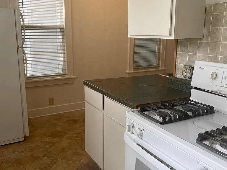 1617 Dorchester Ave — Photo 5