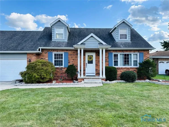 6727 Sue Ln, Maumee, OH 43537