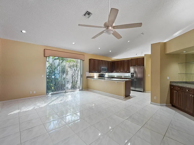 10860 Fairmont Village Dr — Photo 10