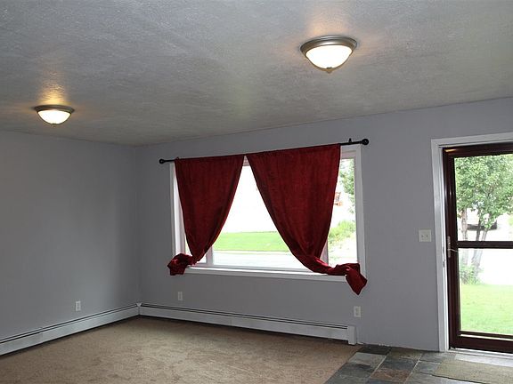 3rd image of 5163 Carmack Dr