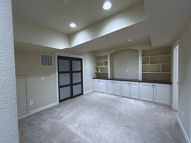 2521 Des Moines Dr #104 — Photo 10